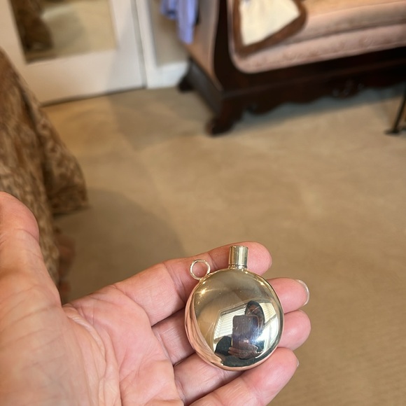 Hermes perfume bottle & cord - Picture 6 of 11